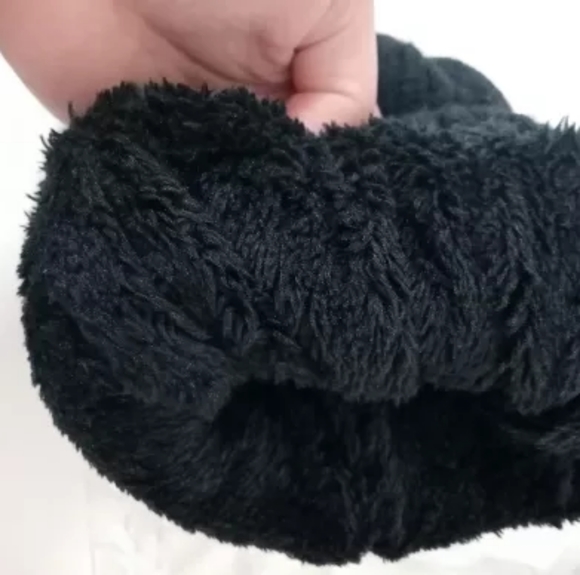 Winter Hat, Faux Fur Lined, Beanie, Touque, New | Black - Picture 2 of 4
